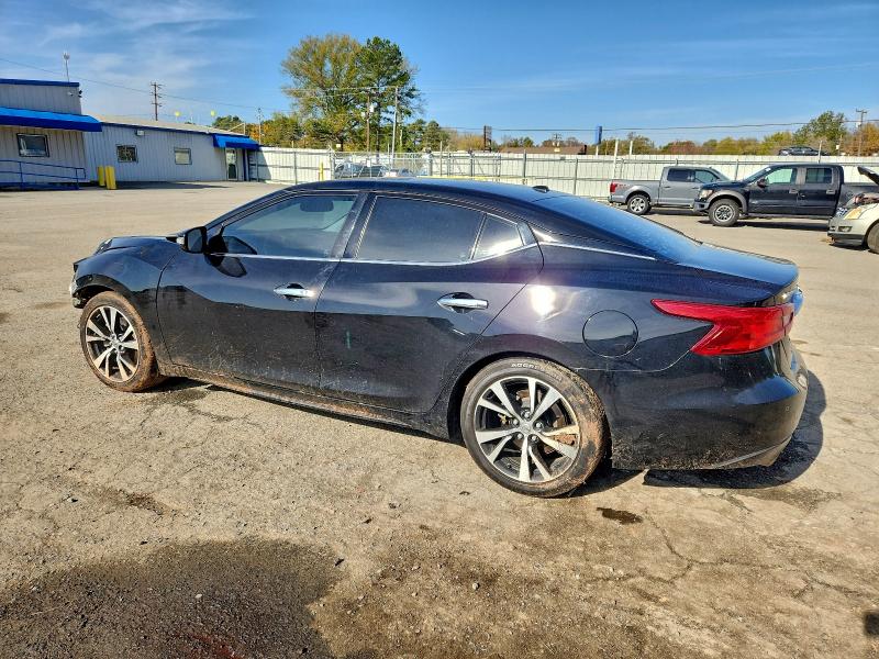 Фото 2 - NISSAN MAXIMA
