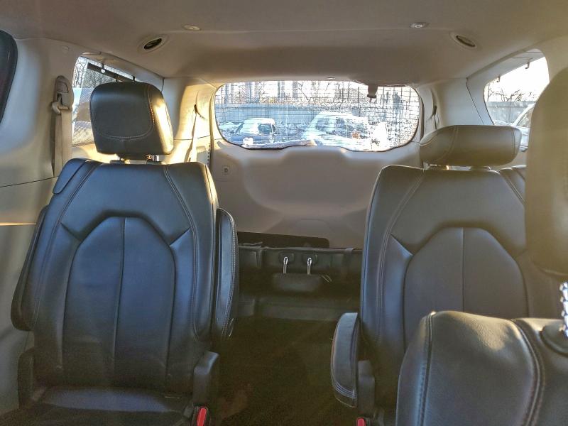 Фото 10 - CHRYSLER PACIFICA