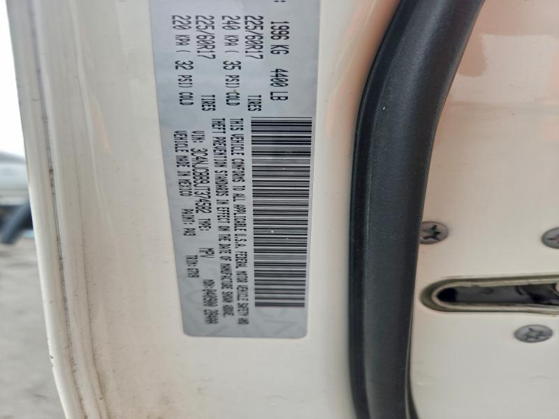 Фото 13 - JEEP COMPASS