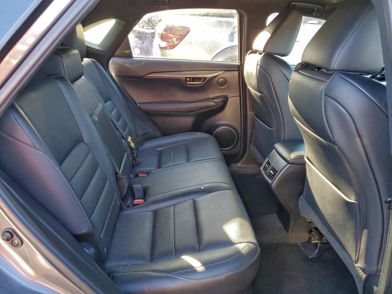 Фото 10 - LEXUS NX