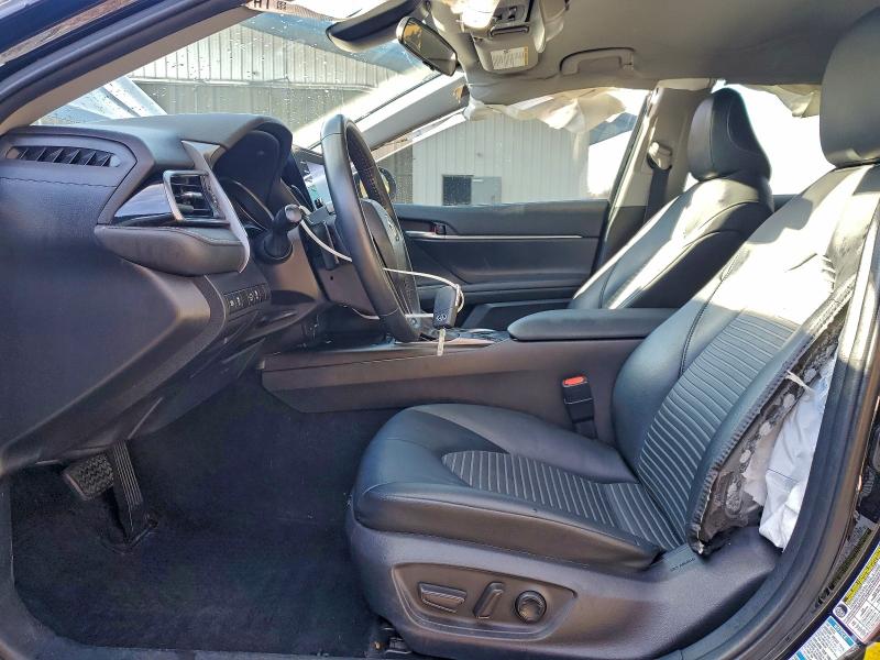 Фото 7 - TOYOTA CAMRY