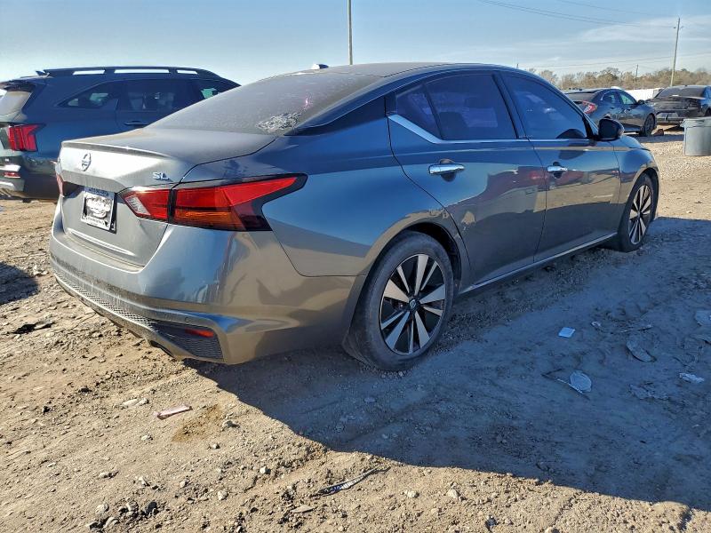 Фото 3 - NISSAN ALTIMA