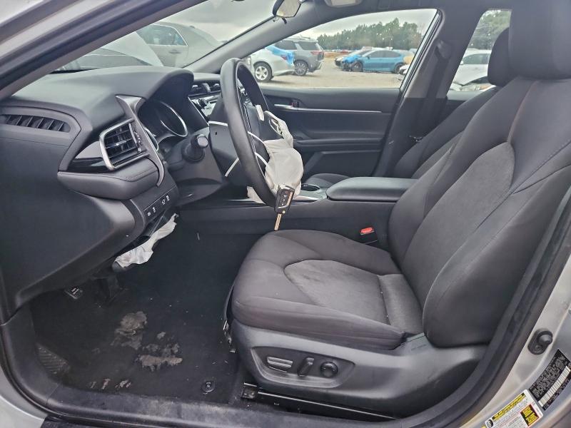 Фото 7 - TOYOTA CAMRY