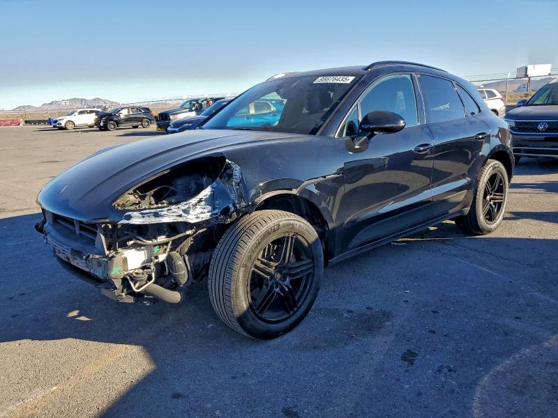 Фото 1 - PORSCHE MACAN