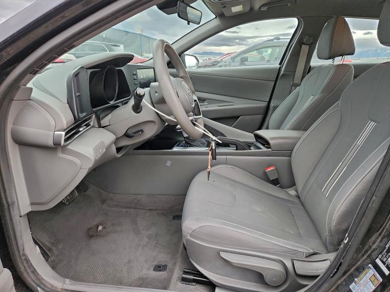 Фото 7 - HYUNDAI ELANTRA