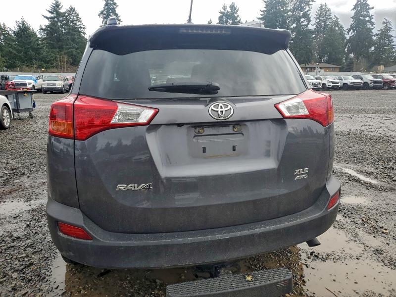 Фото 6 - TOYOTA RAV4