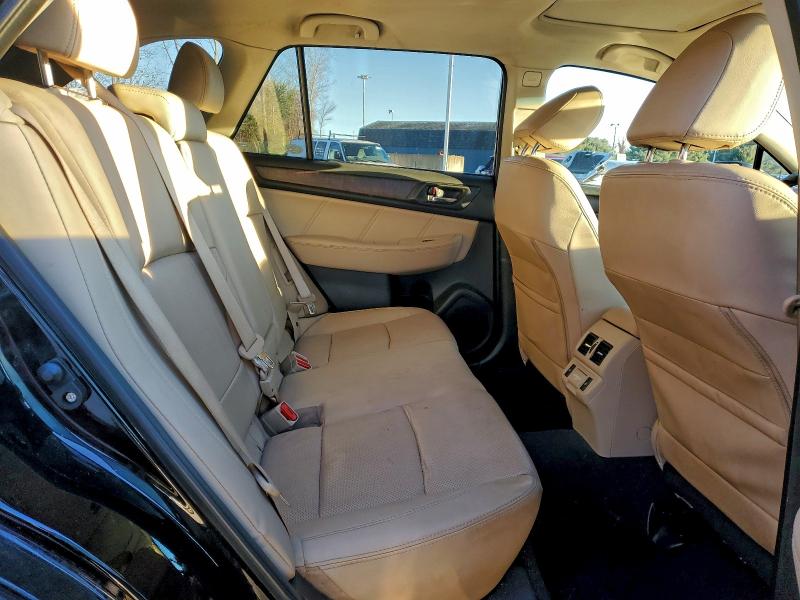 Фото 11 - SUBARU OUTBACK