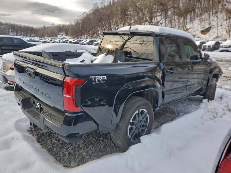 Фото 3 - TOYOTA TACOMA