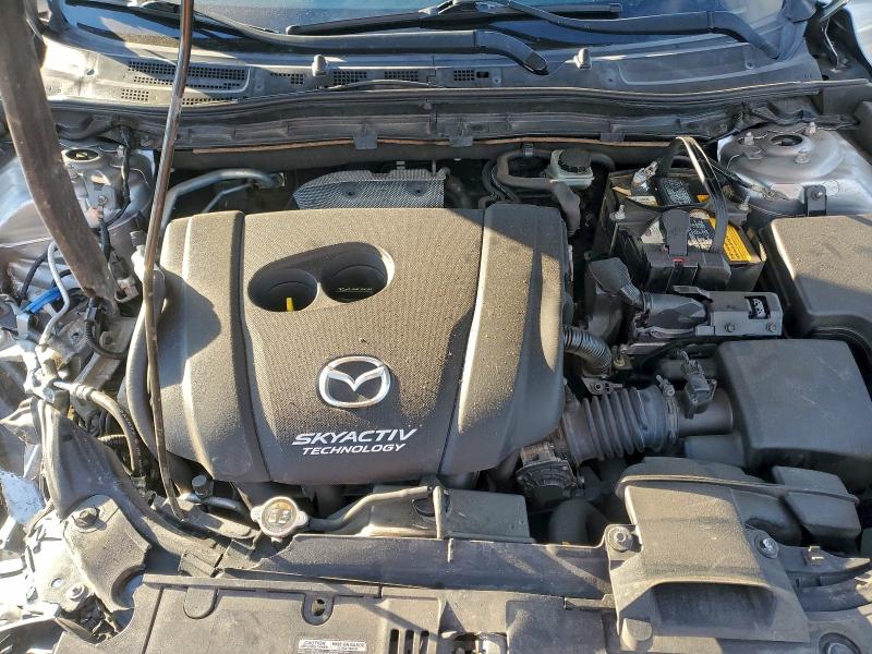 Фото 11 - MAZDA 3