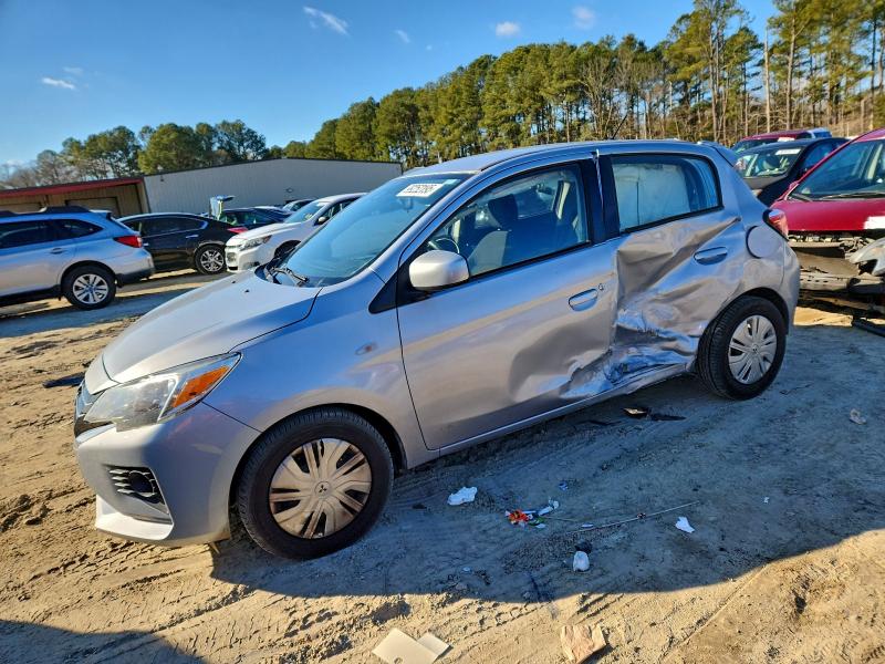 Фото 1 - MITSUBISHI MIRAGE