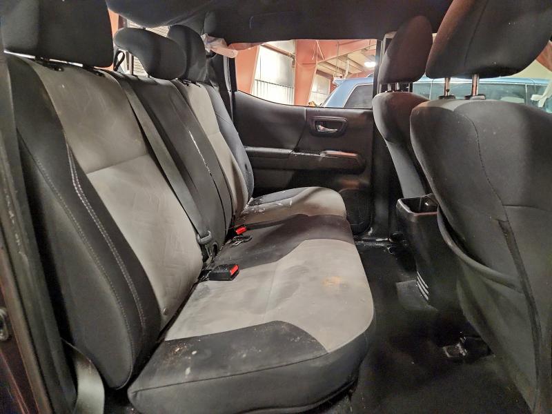 Фото 10 - TOYOTA TACOMA