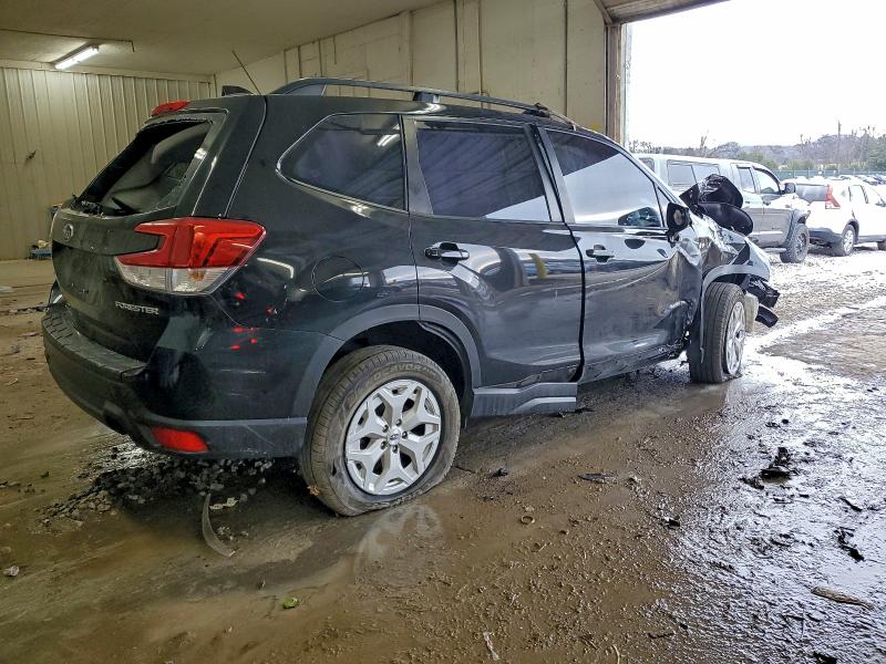 Фото 3 - SUBARU FORESTER