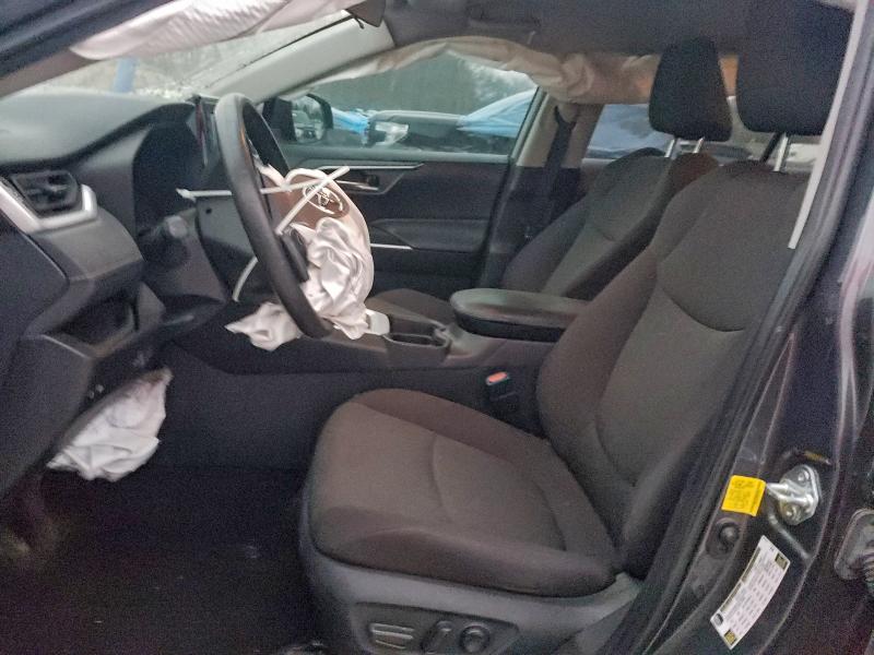 Фото 7 - TOYOTA RAV4