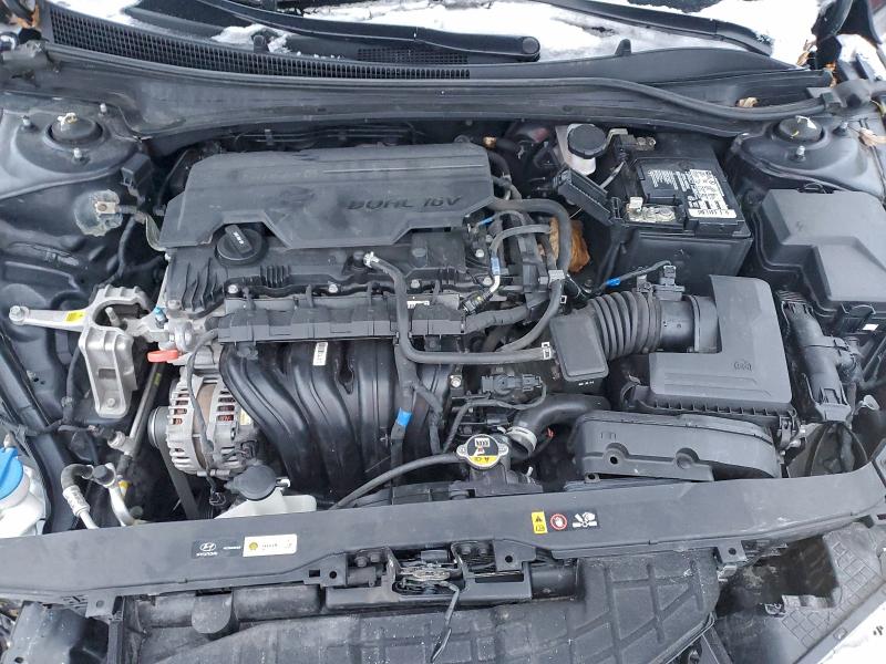 Фото 11 - HYUNDAI ELANTRA