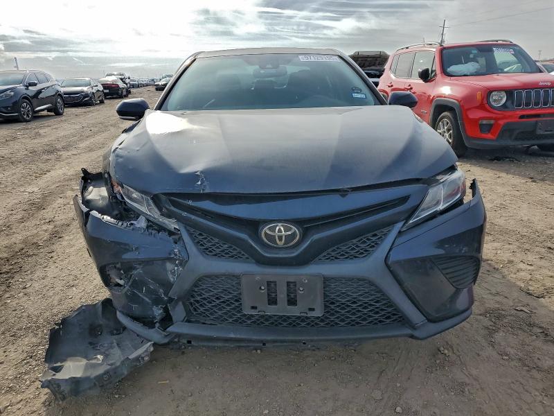 Фото 5 - TOYOTA CAMRY