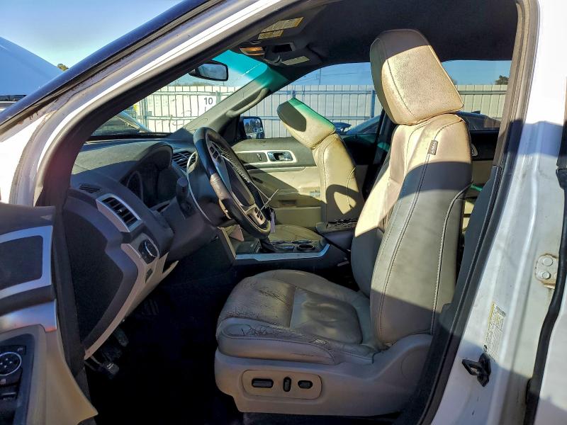 Фото 7 - FORD EXPLORER