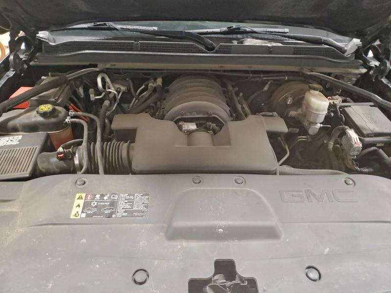 Фото 12 - GMC YUKON