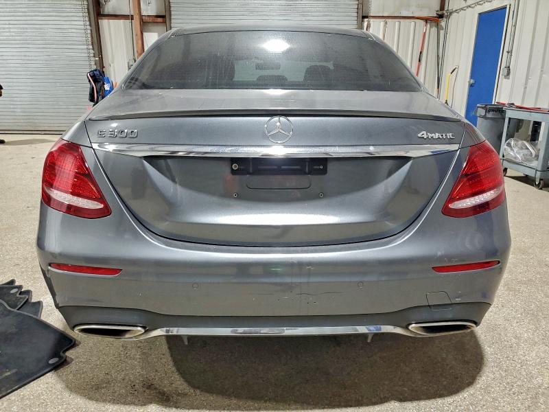 Фото 6 - MERCEDES-BENZ E-CLASS