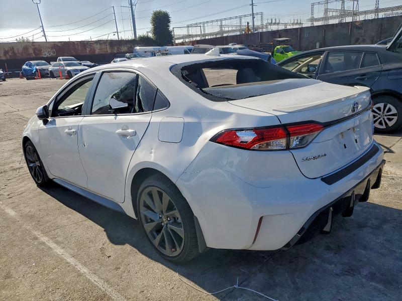 Фото 2 - TOYOTA COROLLA