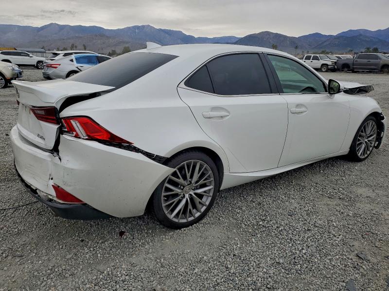 Фото 3 - LEXUS IS