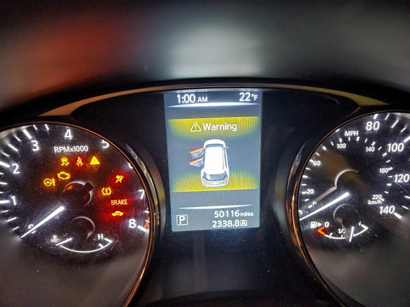 Фото 9 - NISSAN ROGUE