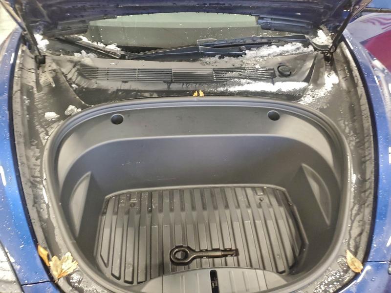 Фото 11 - TESLA MODEL 3