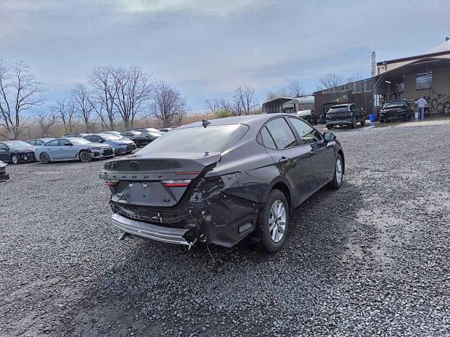 Фото 4 - TOYOTA CAMRY