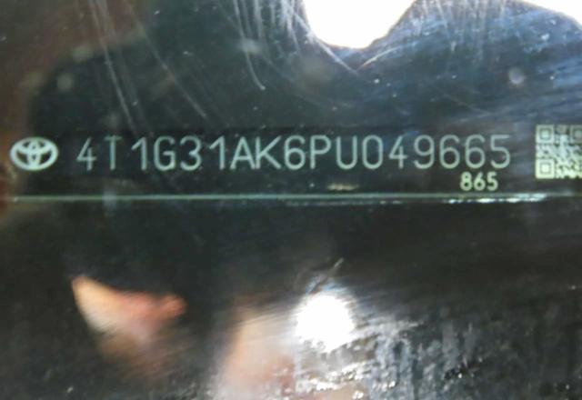 Фото 10 - TOYOTA CAMRY