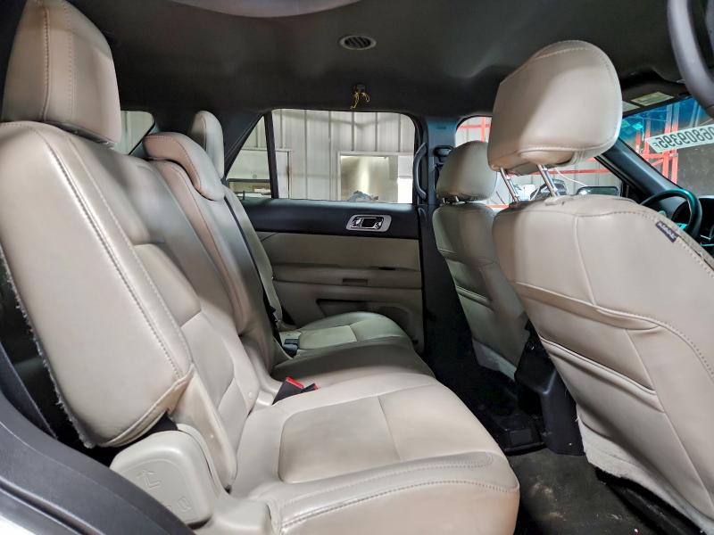 Фото 11 - FORD EXPLORER