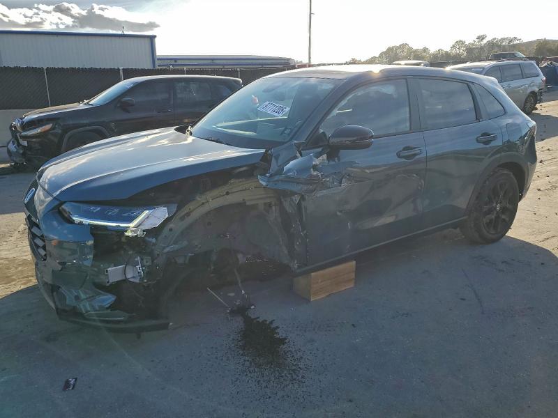 Фото 1 - HONDA HR-V