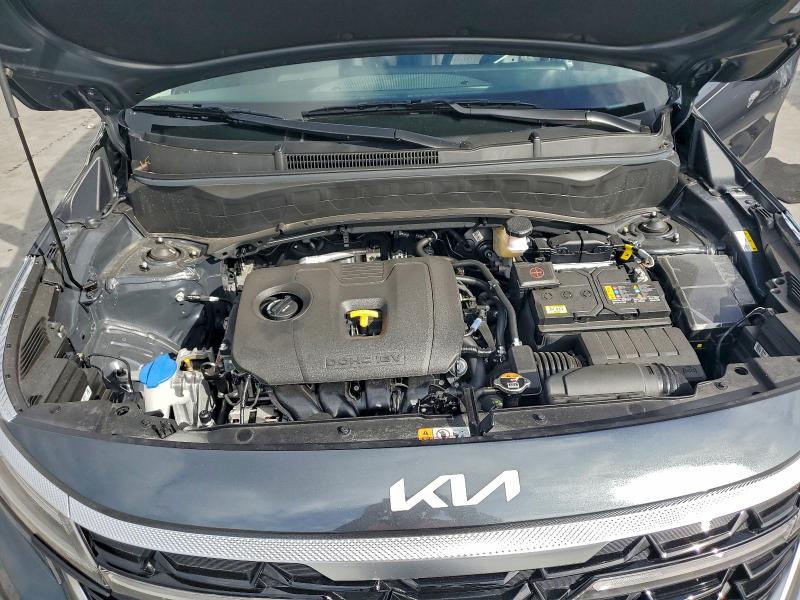 Фото 11 - KIA SELTOS