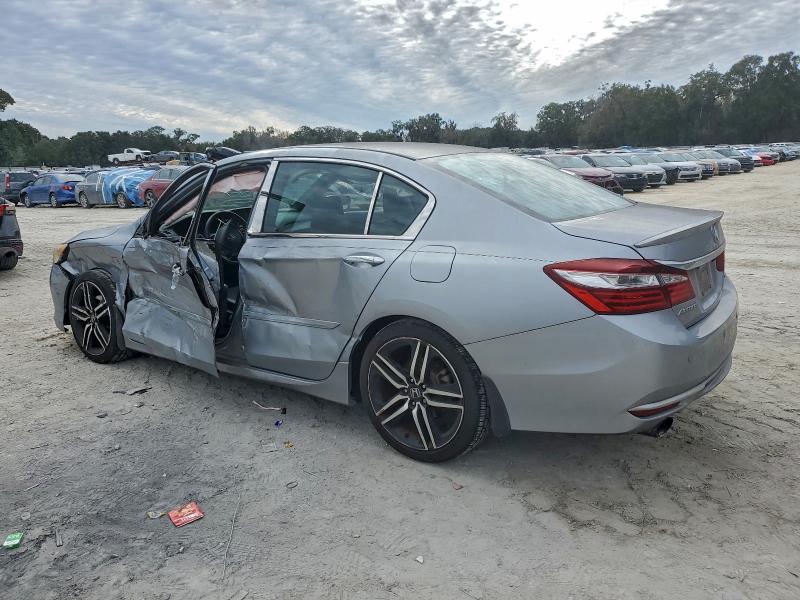 Фото 2 - HONDA ACCORD