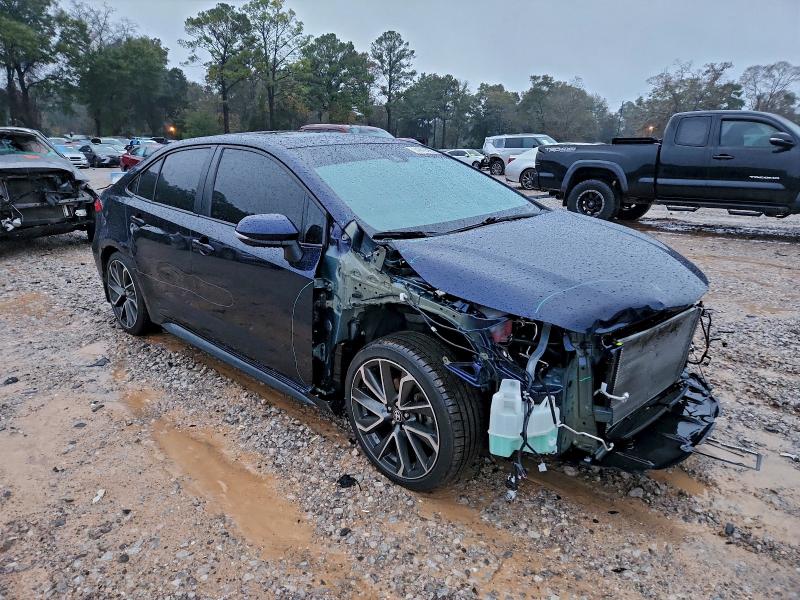 Фото 4 - TOYOTA COROLLA