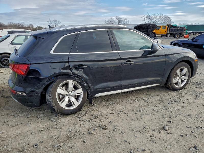 Фото 3 - AUDI Q5