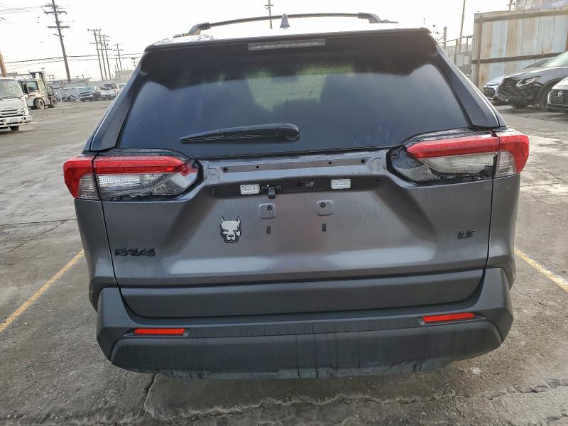 Фото 6 - TOYOTA RAV4