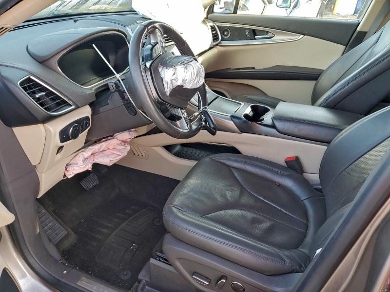 Фото 7 - LINCOLN NAUTILUS