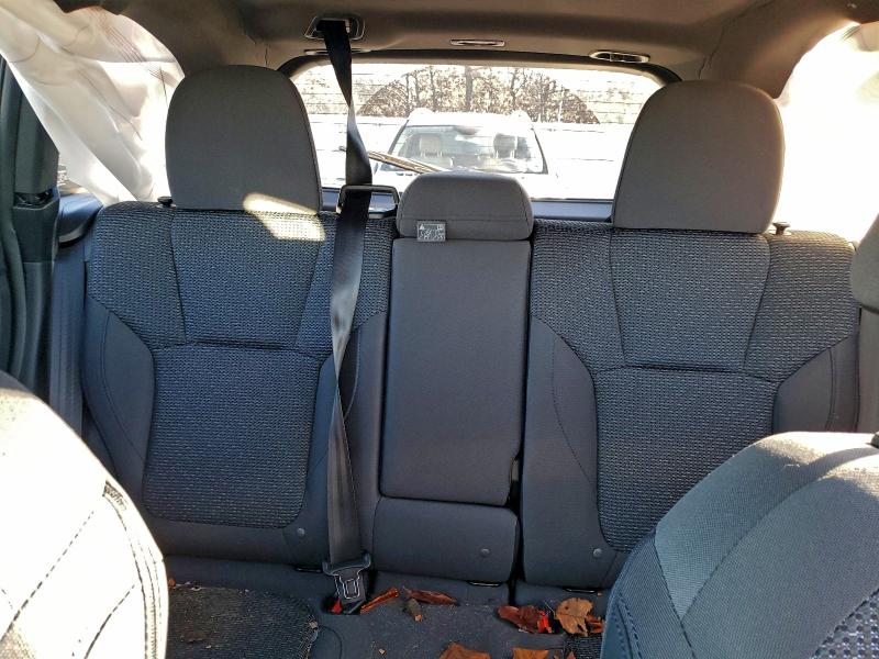 Фото 10 - SUBARU FORESTER