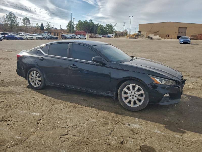 Фото 4 - NISSAN ALTIMA