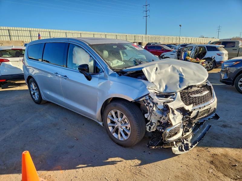 Фото 4 - CHRYSLER PACIFICA