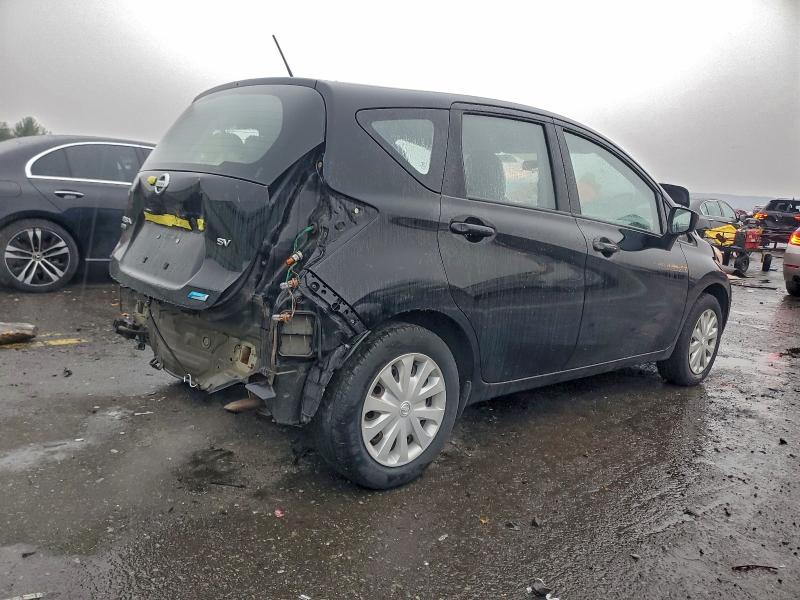 Фото 3 - NISSAN VERSA