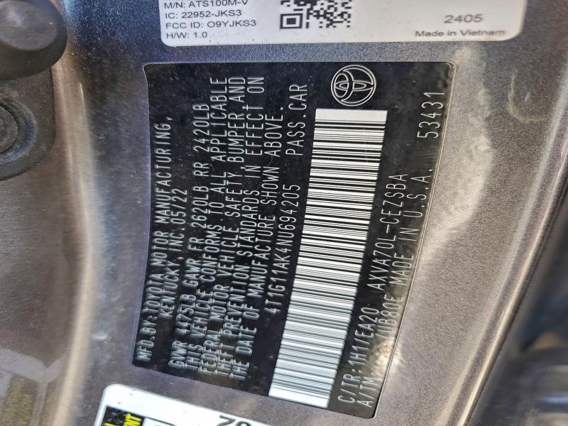 Фото 13 - TOYOTA CAMRY