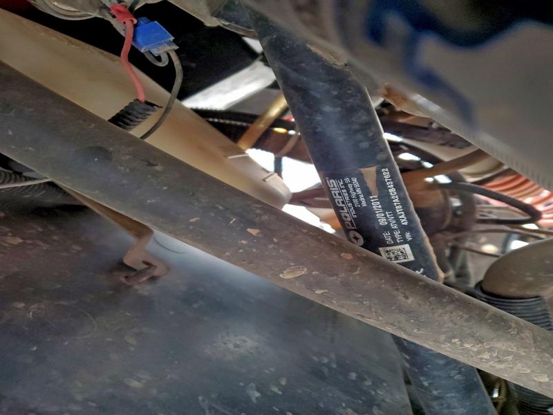 POLARIS SIDEBYSIDE 2012