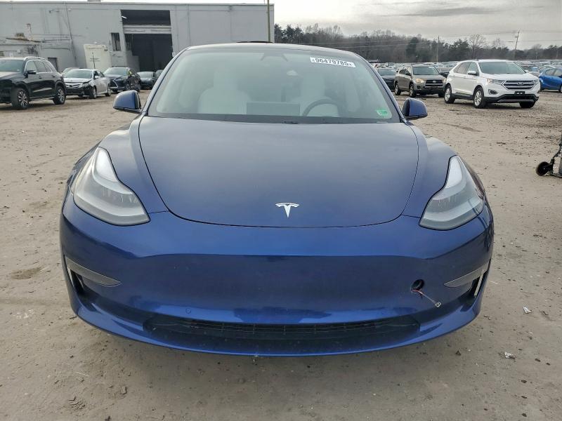 Фото 5 - TESLA MODEL 3