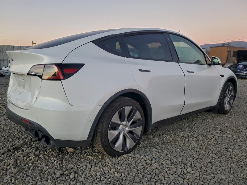 Фото 3 - TESLA MODEL Y