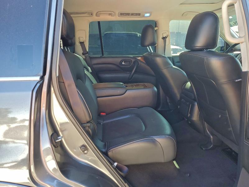 Фото 11 - INFINITI QX80