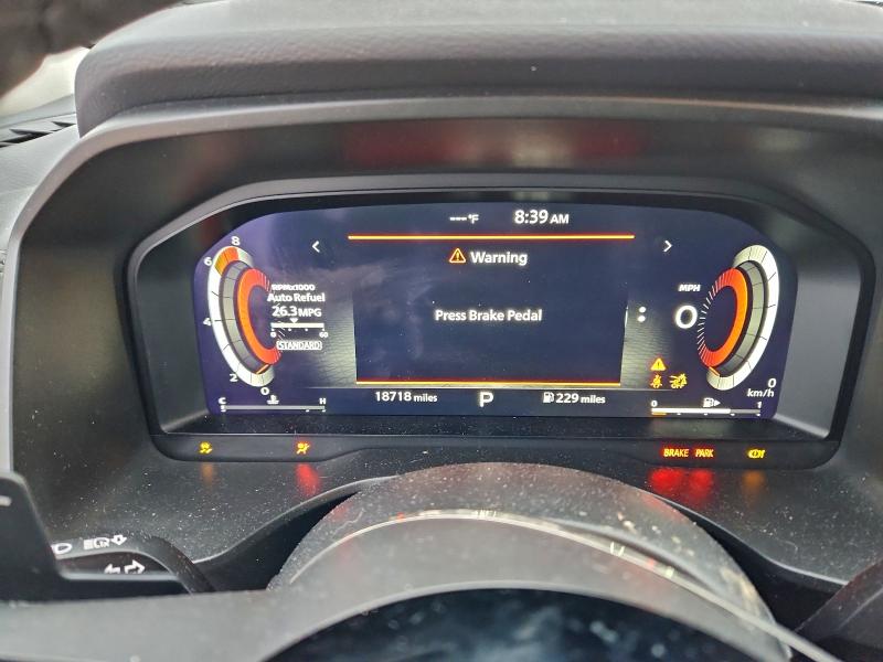 Фото 9 - NISSAN ROGUE