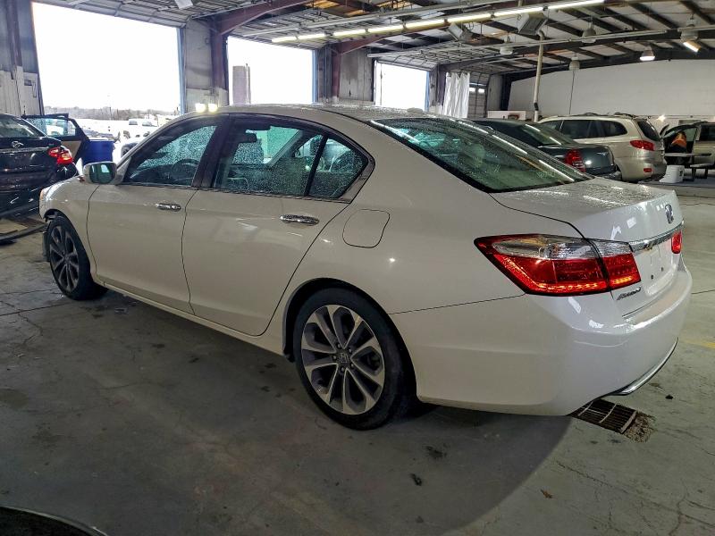 Фото 2 - HONDA ACCORD