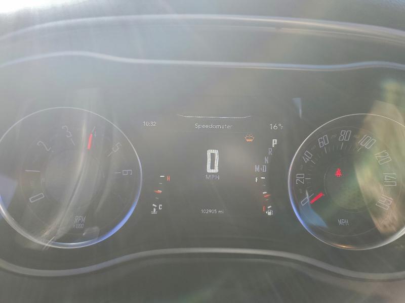 Фото 9 - DODGE CHALLENGER