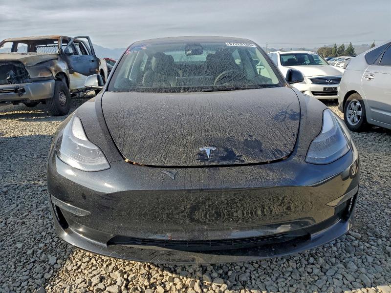 Фото 5 - TESLA MODEL 3