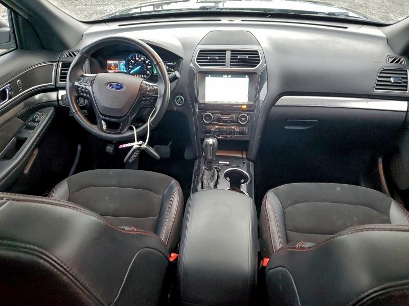 Фото 8 - FORD EXPLORER